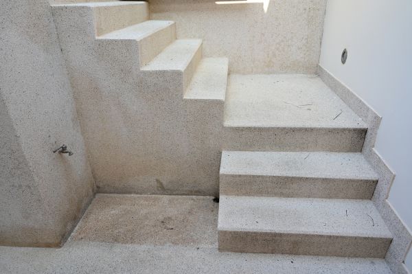 Cost of Poured Steps Service in Jefferson City