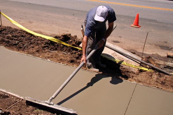 Cost of Sidewalk Pouring in Jefferson City
